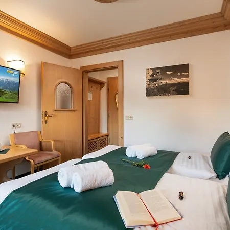 St. Georg Hotel