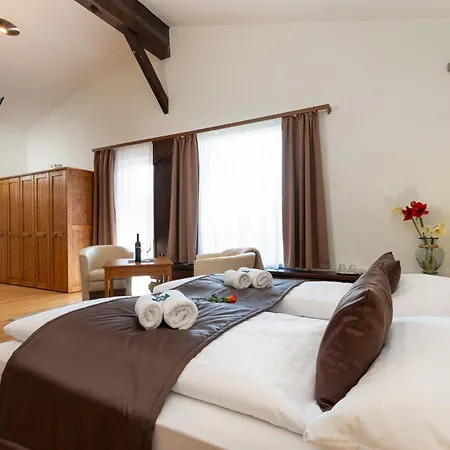 St. Georg Hotel