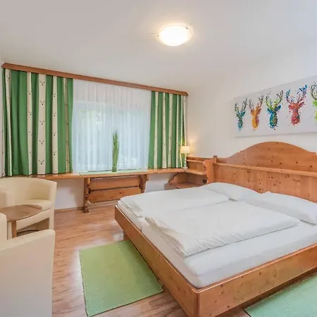 St. Georg فندق 4*